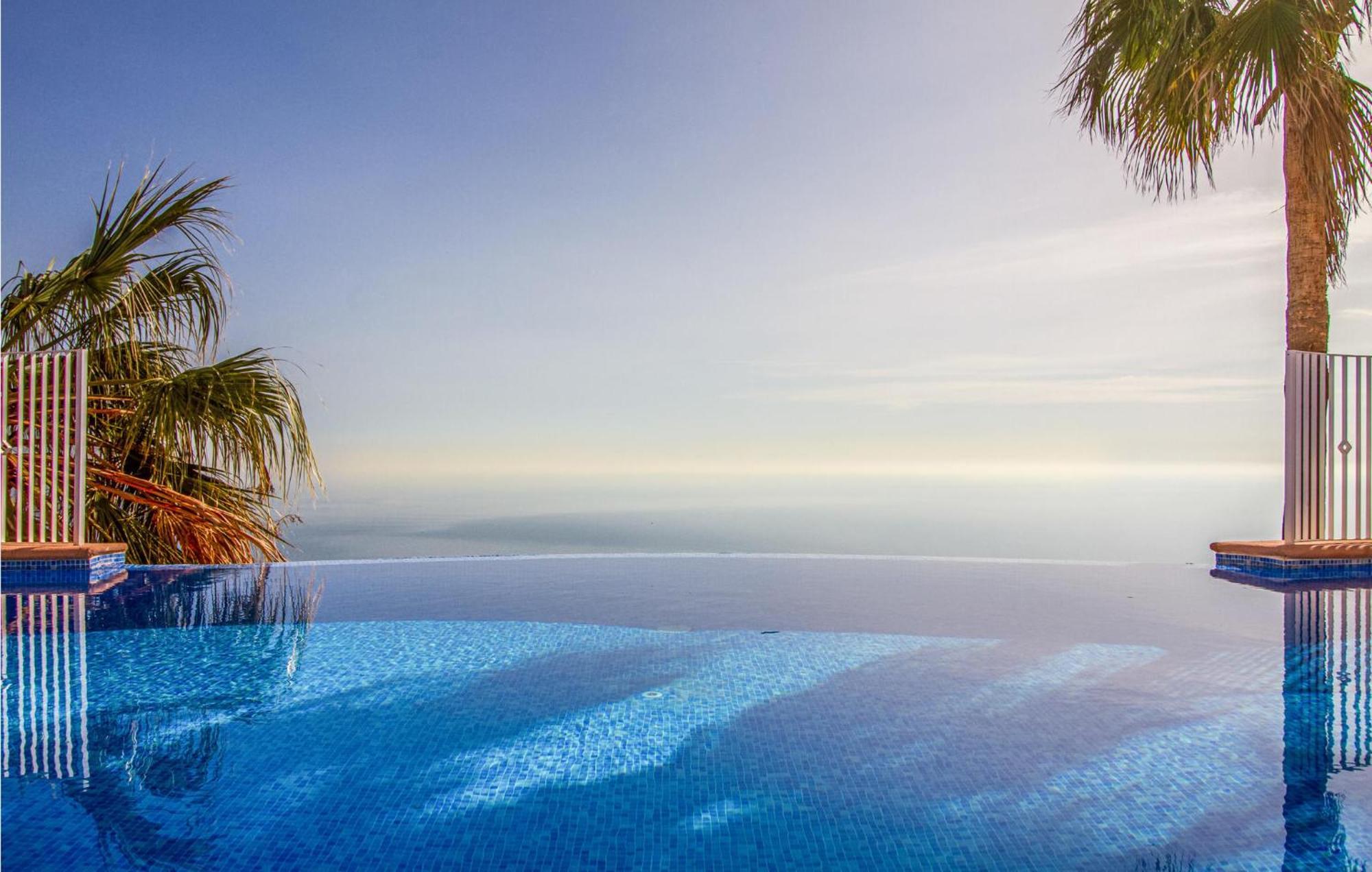 Nice Apartment In Cumbre Del Sol With Wifi ภายนอก รูปภาพ